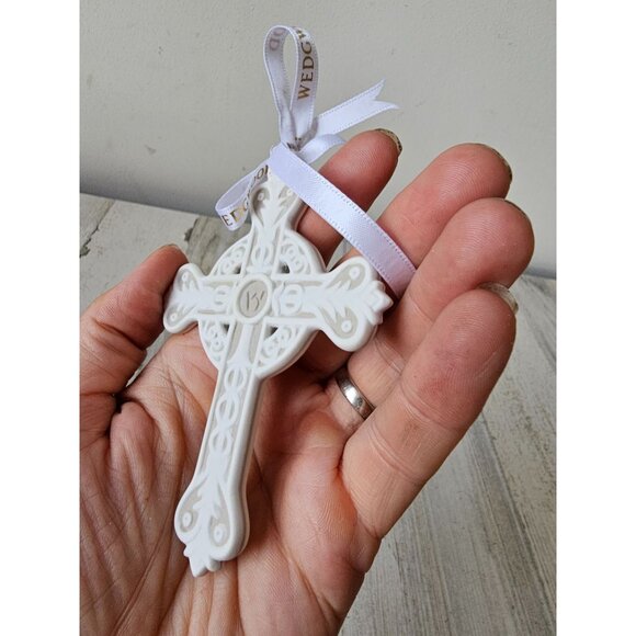 Wedgwood Irish figural cross religious ornament porcelain Xmas tree - Picture 6 of 8
